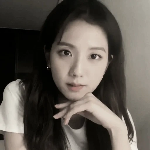 Telegram sticker  kim ji-soo, jin jixiu 2028, asian girls, korean actress, korean actresses are beautiful,